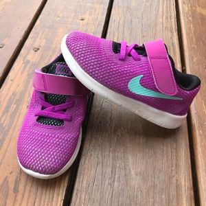 Toddler Girls Nike Sneakers